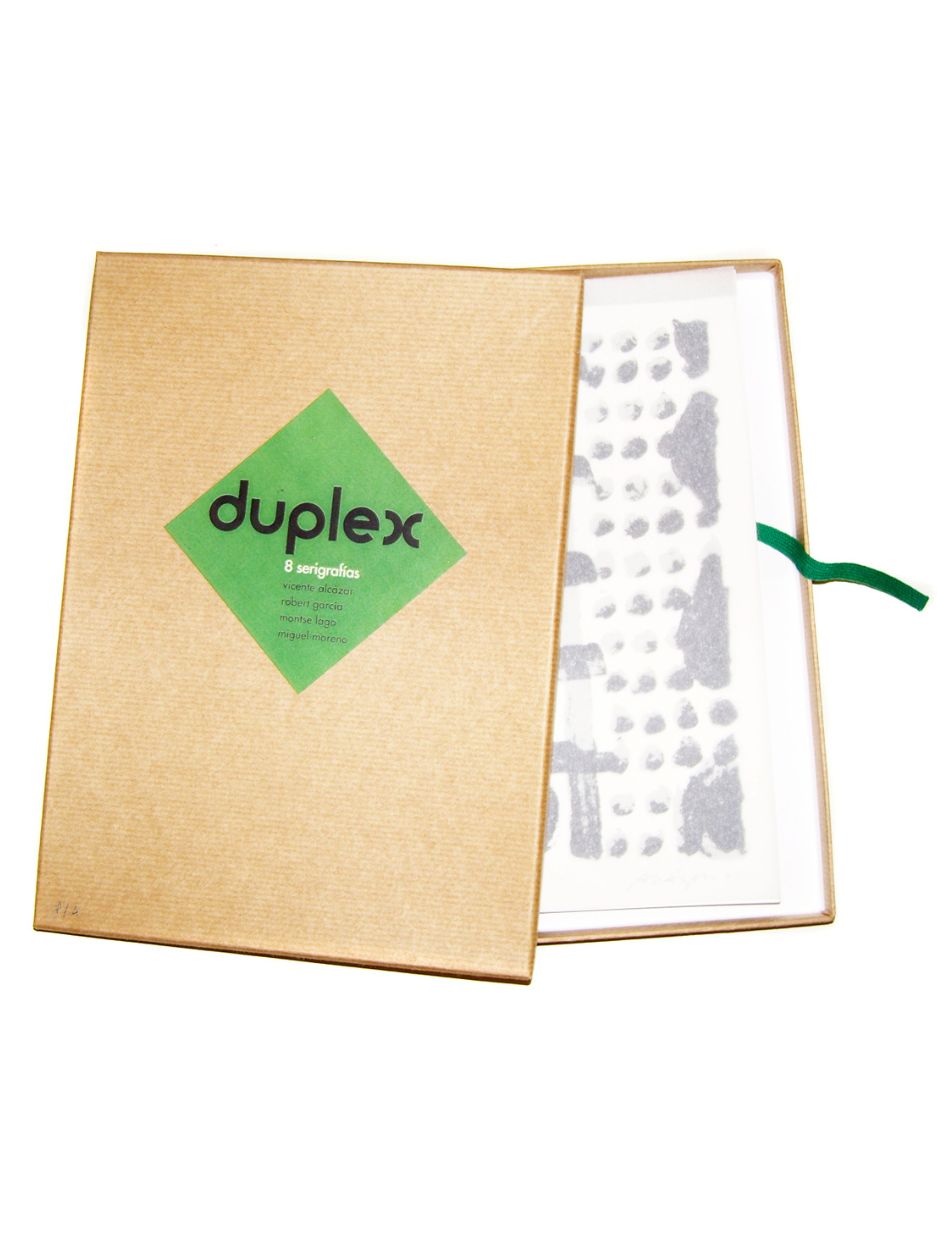 DUPLEX / Vicente Alcázar & Robert García & Montse Lago & Miguel Moreno